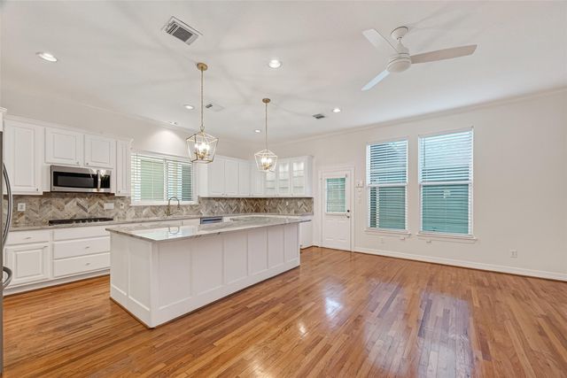 431 Westmoreland Street, Houston, TX 77006