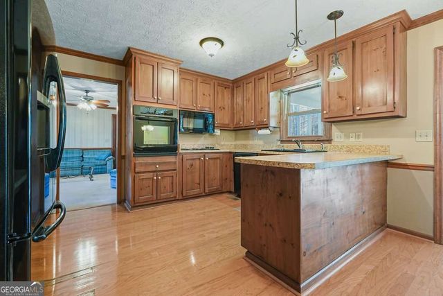 1791 Boxwood Drive NW, Acworth, GA 30102