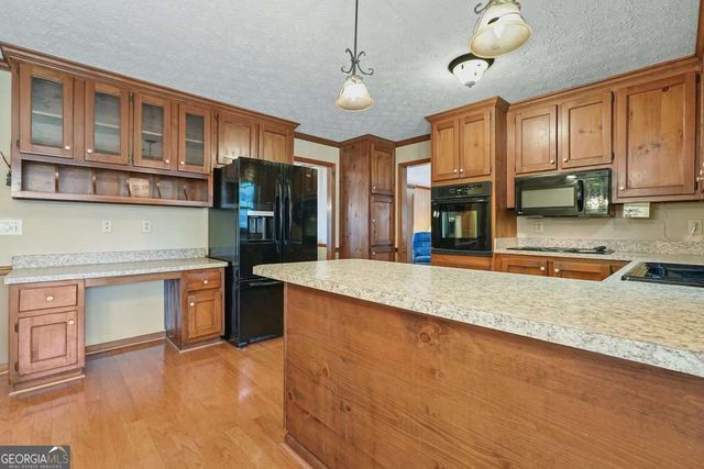 1791 Boxwood Drive NW, Acworth, GA 30102