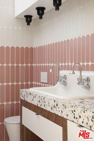 691 Via Trepadora, Santa Barbara, CA 93110