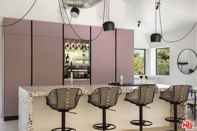 691 Via Trepadora, Santa Barbara, CA 93110