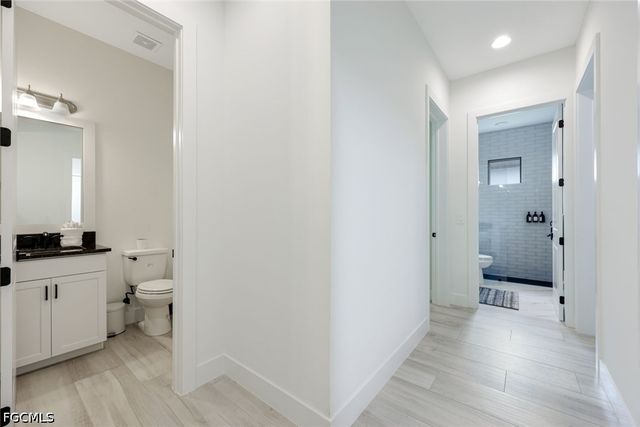 3697 Sapphire Cove CIR, Naples, FL 34114