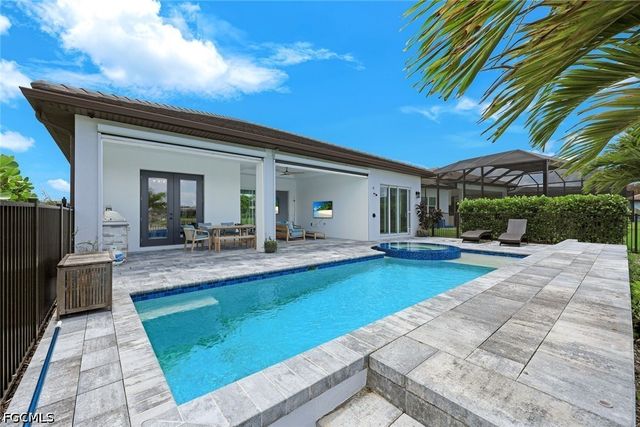 3697 Sapphire Cove CIR, Naples, FL 34114