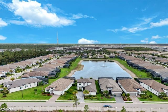 3697 Sapphire Cove CIR, Naples, FL 34114