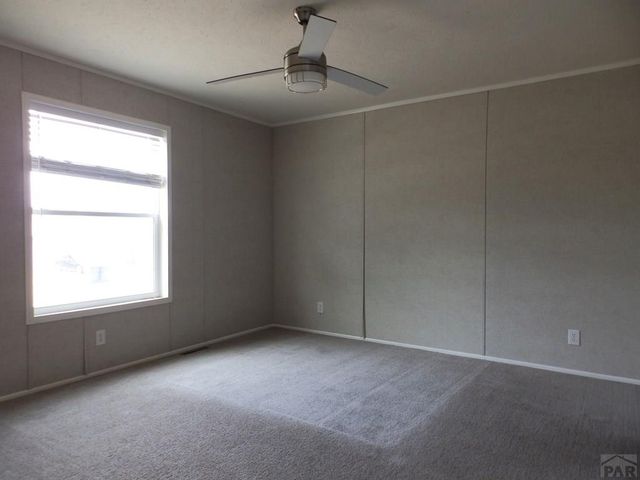 1038 S Saddlerock Dr, Pueblo West, CO 81007