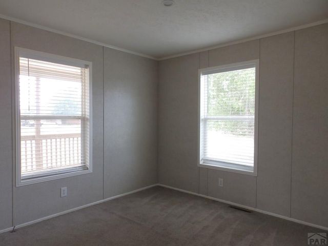 1038 S Saddlerock Dr, Pueblo West, CO 81007