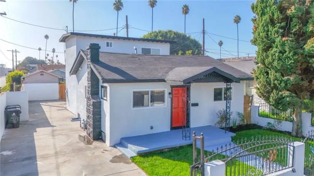 430 W 64th Street, Los Angeles, CA 90003