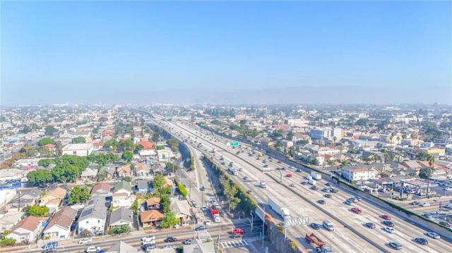 430 W 64th Street, Los Angeles, CA 90003