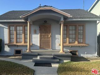 2418 Exposition Place, Los Angeles, CA 90018