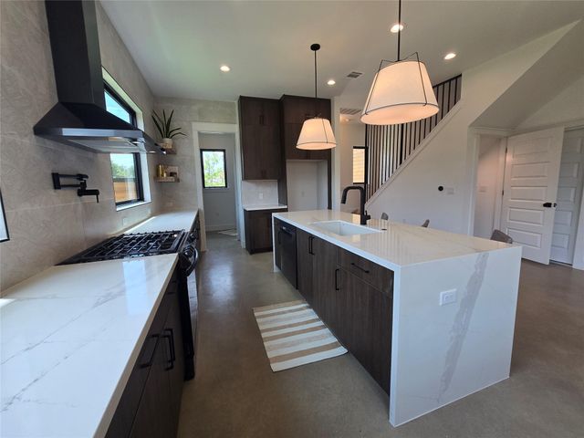 5301 Grover Ave, Austin, TX 78756