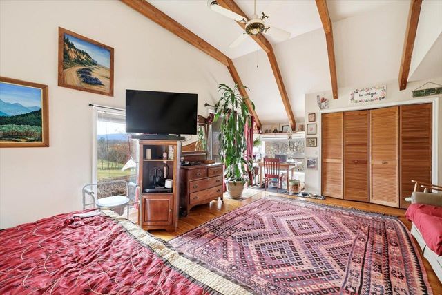 1120 KINGSWAY RD, Afton, VA 22920