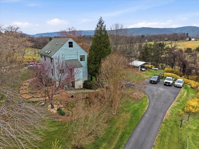 1120 KINGSWAY RD, Afton, VA 22920