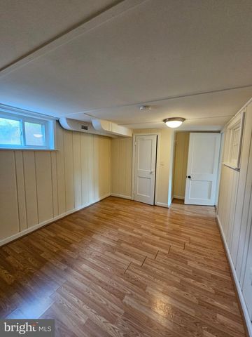 626 N GEORGE MASON DR DR, Arlington, VA 22203