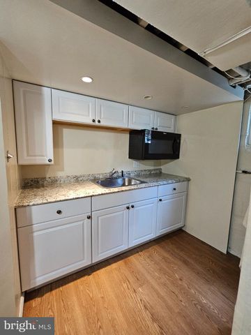 626 N GEORGE MASON DR DR, Arlington, VA 22203