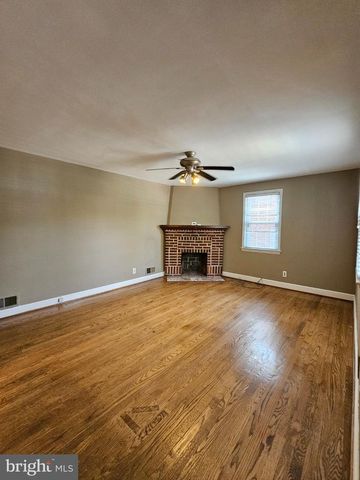 626 N GEORGE MASON DR DR, Arlington, VA 22203