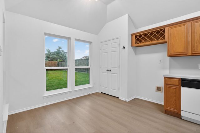 728 Grandview Avenue, Seagoville, TX 75159