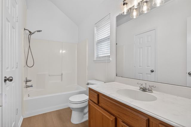 728 Grandview Avenue, Seagoville, TX 75159