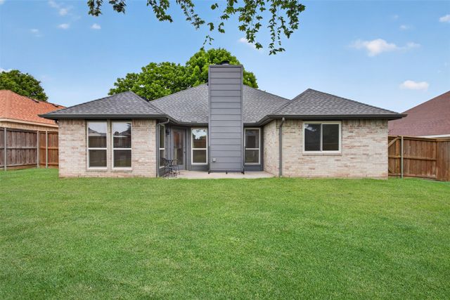 728 Grandview Avenue, Seagoville, TX 75159