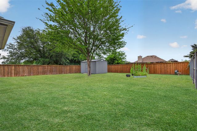 728 Grandview Avenue, Seagoville, TX 75159