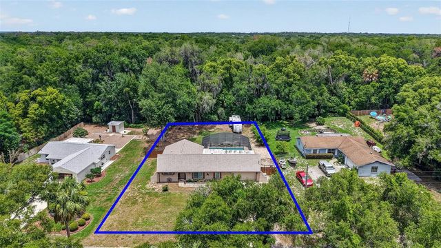 1915 SPRING LAKE ROAD, Fruitland Park, FL 34731