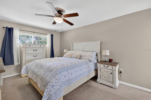 1915 SPRING LAKE ROAD, Fruitland Park, FL 34731