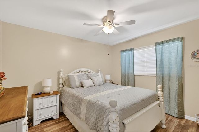 1915 SPRING LAKE ROAD, Fruitland Park, FL 34731