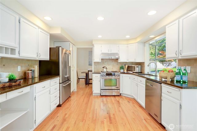 6405 154th Street SE, Snohomish, WA 98296