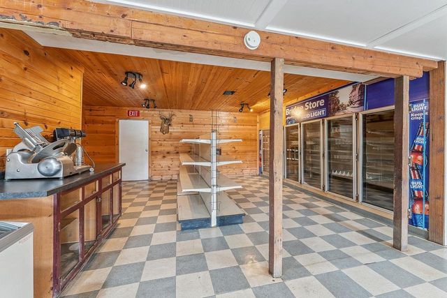 17520 Highway 80, Richland Center, WI 53581