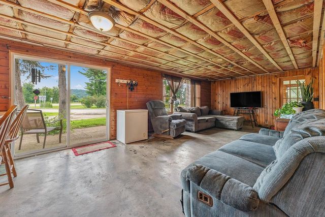 17520 Highway 80, Richland Center, WI 53581