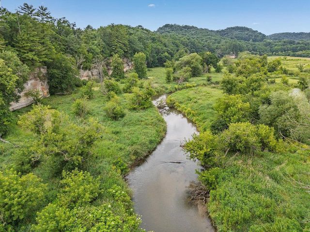 17520 Highway 80, Richland Center, WI 53581