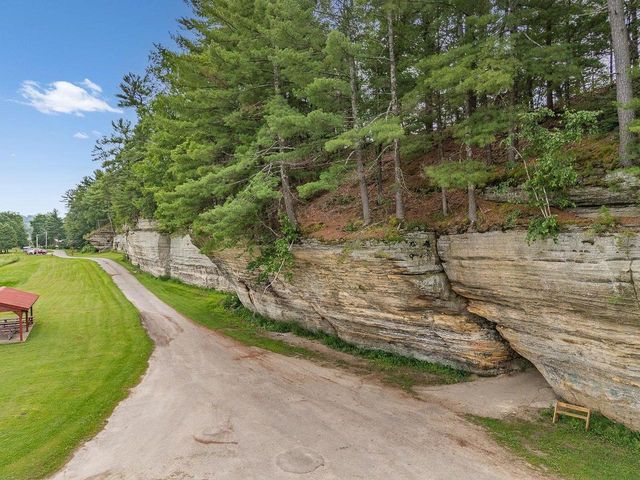 17520 Highway 80, Richland Center, WI 53581