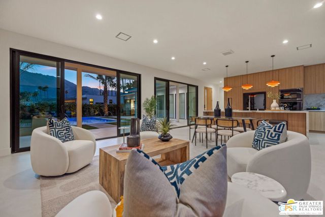 2020 E Amado Road, Palm Springs, CA 92262