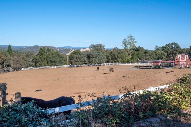 4770 Pedro Hill Rd, Pilot Hill, CA 95664