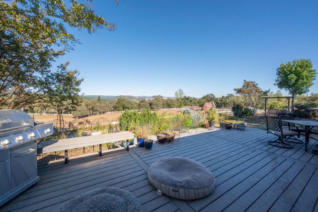 4770 Pedro Hill Rd, Pilot Hill, CA 95664