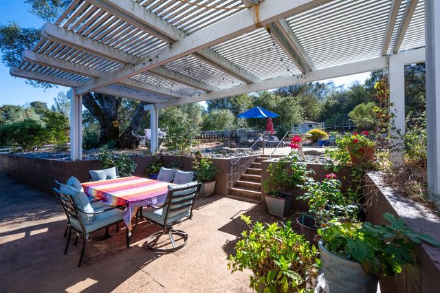 4770 Pedro Hill Rd, Pilot Hill, CA 95664