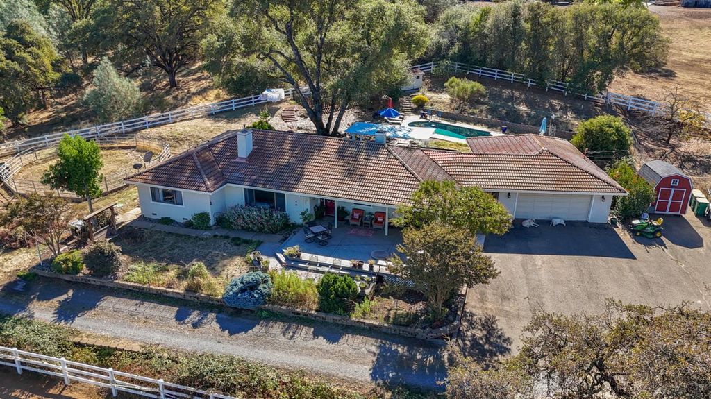 4770 Pedro Hill Rd, Pilot Hill, CA 95664
