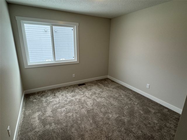 703 W Wright Road, Norwalk, IA 50211