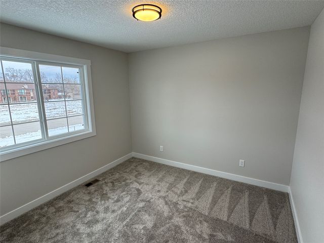 703 W Wright Road, Norwalk, IA 50211