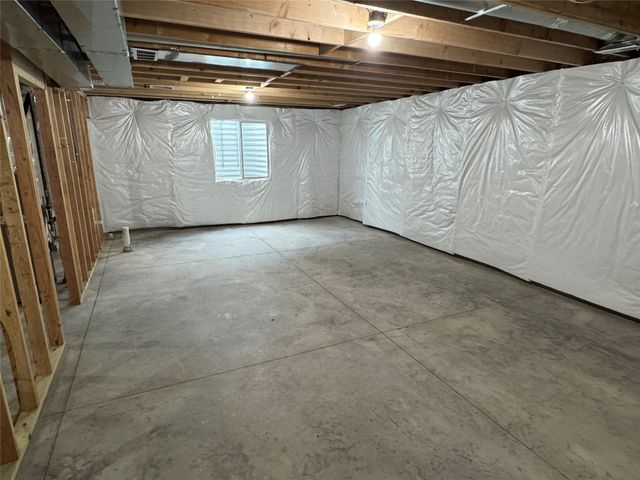 703 W Wright Road, Norwalk, IA 50211