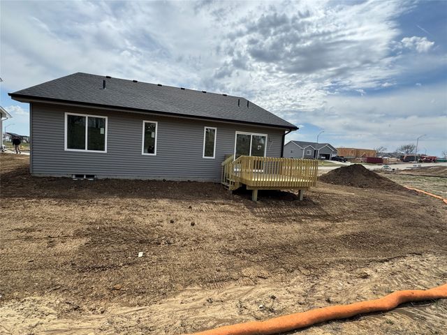 703 W Wright Road, Norwalk, IA 50211