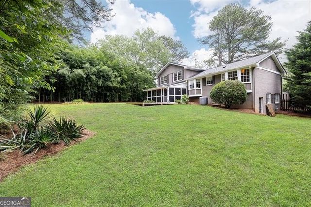 1300 Holly Bank Circle, Atlanta, GA 30338