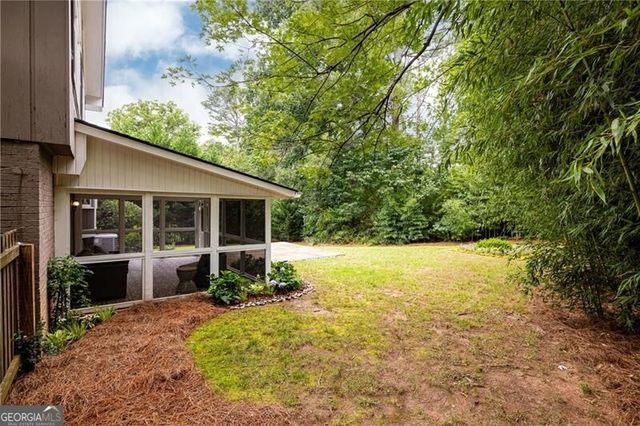 1300 Holly Bank Circle, Atlanta, GA 30338