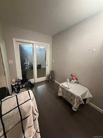 5 Lehigh Avenue, Centereach, NY 11720