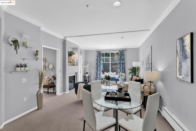300 Caldecott 216, Oakland, CA 94618