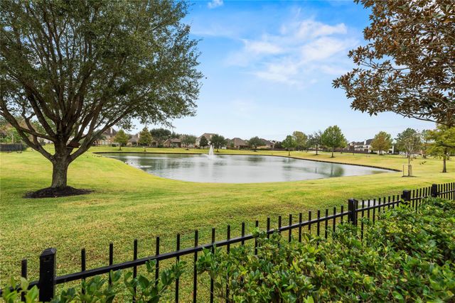 13011 Windmill Grove Drive, Richmond, TX 77407