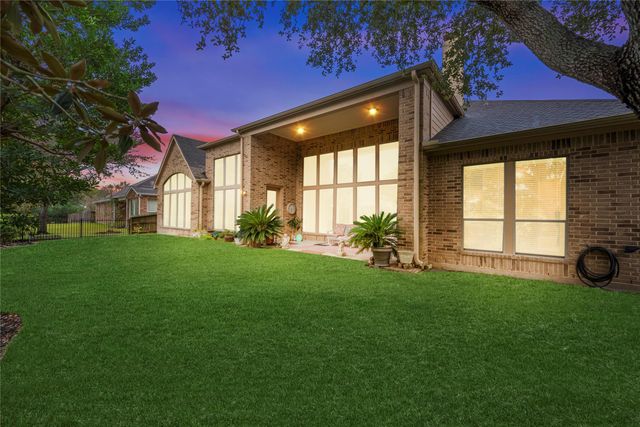 13011 Windmill Grove Drive, Richmond, TX 77407