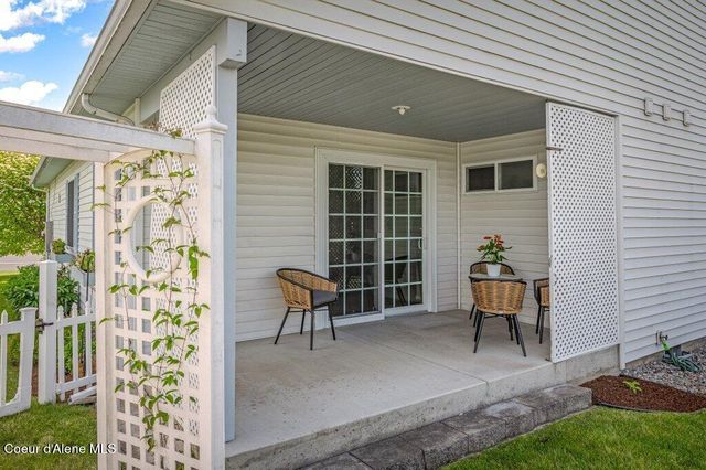 1193 W Woodlawn DR, Hayden, ID 83835