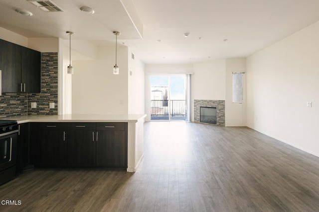 124 W Colorado Street 404, Glendale, CA 91204