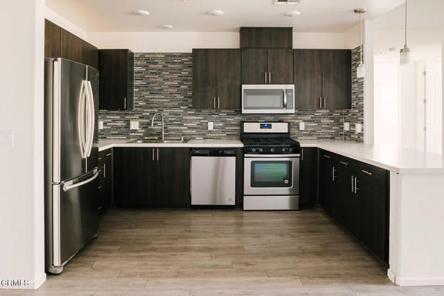 124 W Colorado Street 404, Glendale, CA 91204