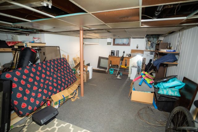 99 Back River Road, Dover, NH 03820